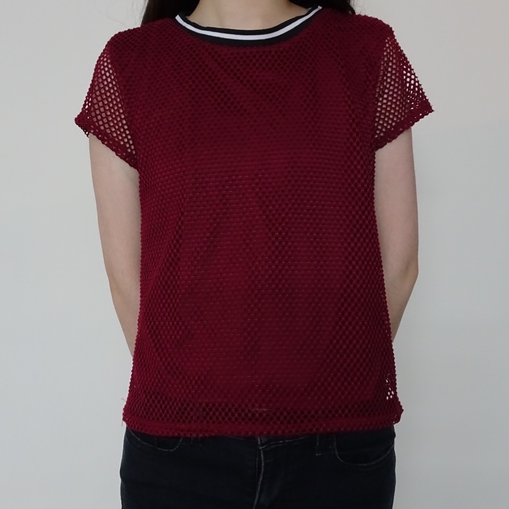CROCHET PATTERN DARK RED T-SHIRT